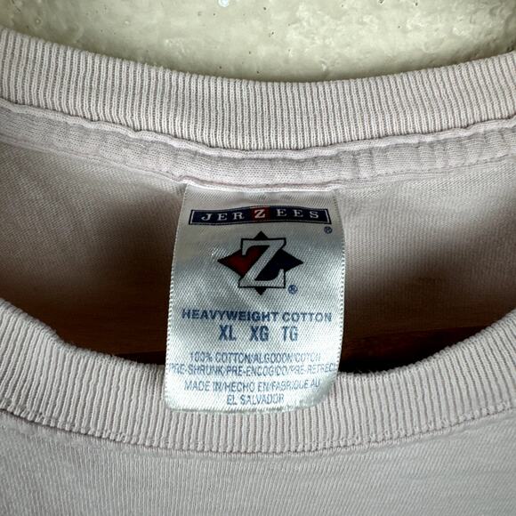 Vintage Tennessee Vols Shirt Size XL Pink Short Sleeve Big T Flower Girly NCAA - Picture 3 of 10